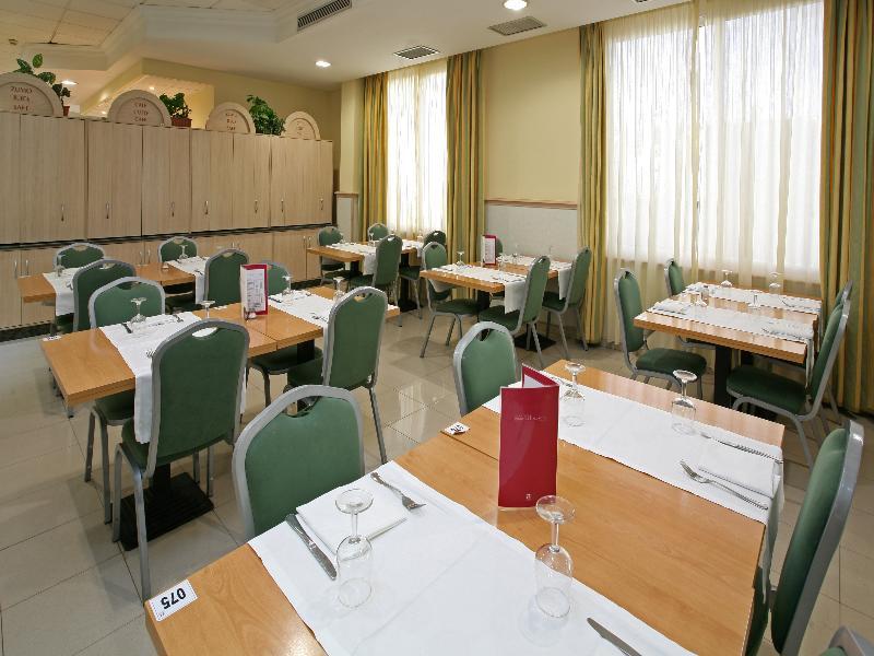 Apartamentos Turisticos Jardines Del Plaza Peñíscola 外观 照片