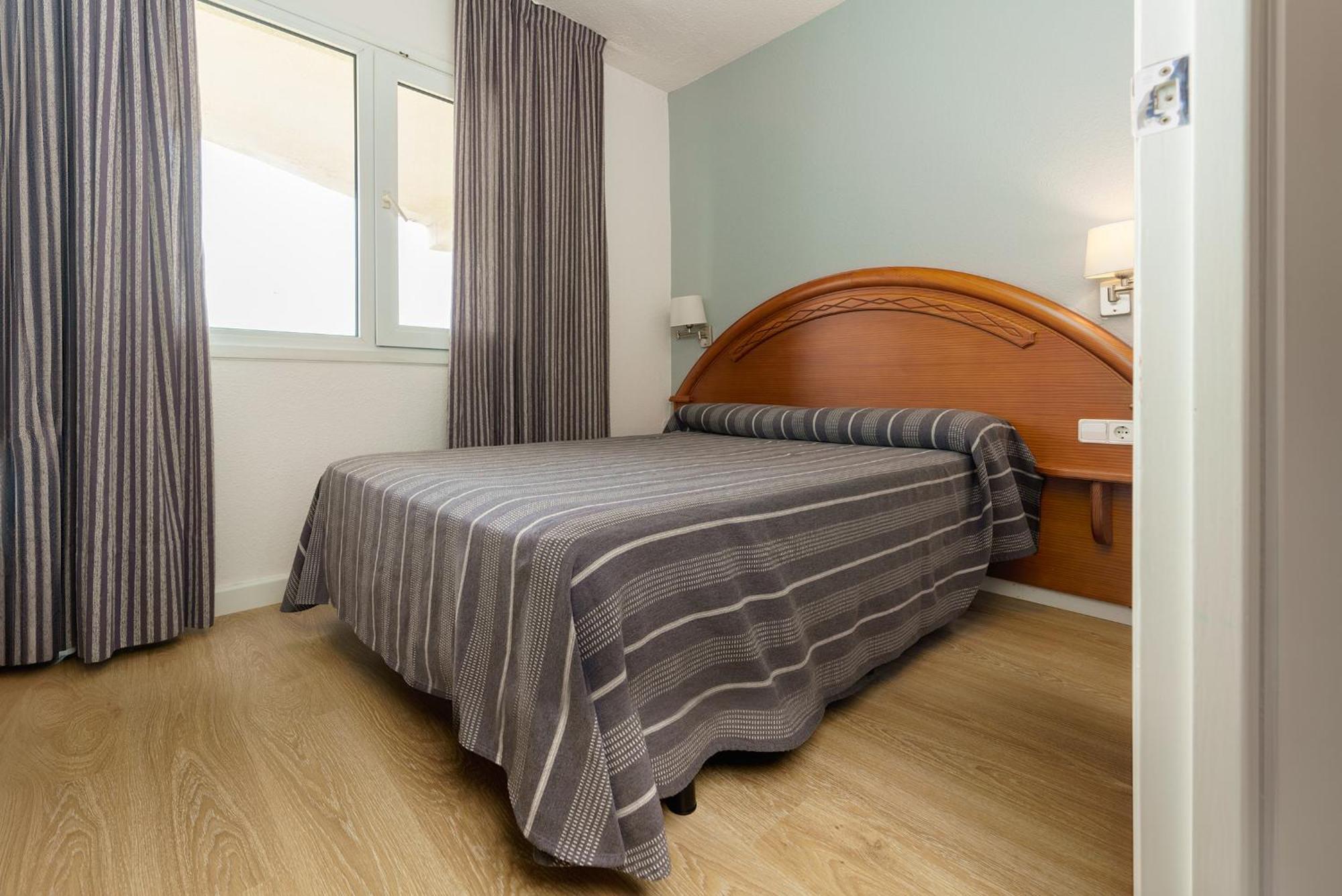 Apartamentos Turisticos Jardines Del Plaza Peñíscola 外观 照片